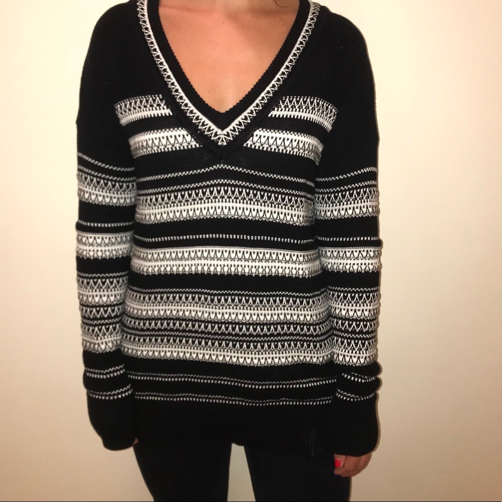 Oversized black and white sweater